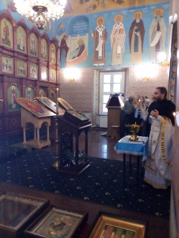 Освящение икон в архиер. подворье б. Покровского монастыря г. Балахны