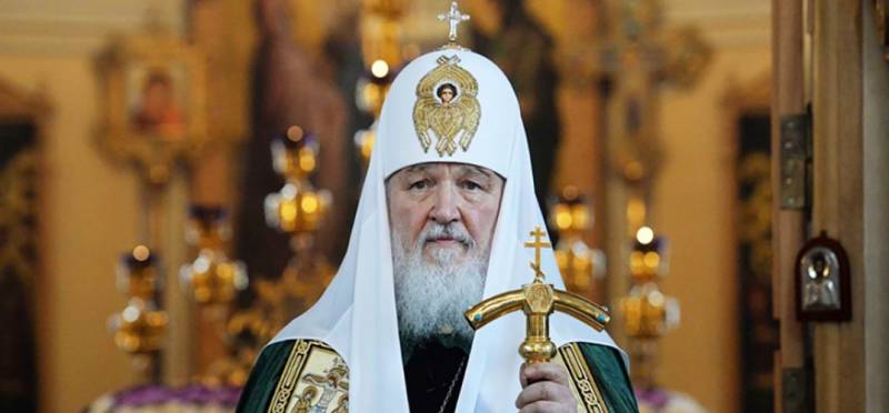 Святейший Патриарх Кирилл благословил возносить во всех храмах Русской Православной Церкви сугубую молитву о мире