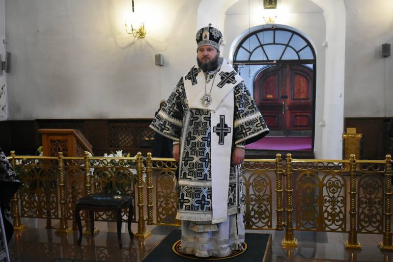 18.04.20 Епископ Филарет возглавил Литургию в нашей обители