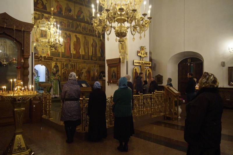 Божественная литургия в день памяти блаженной Параскевы Дивеевской