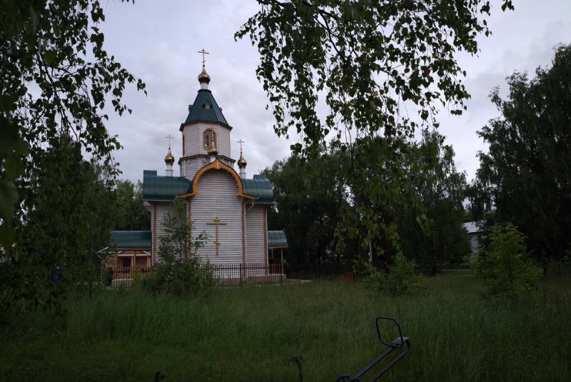 В поселке Гидроторф Балахнинского района освящен новый храм в честь святых праведных Иоакима и Анны