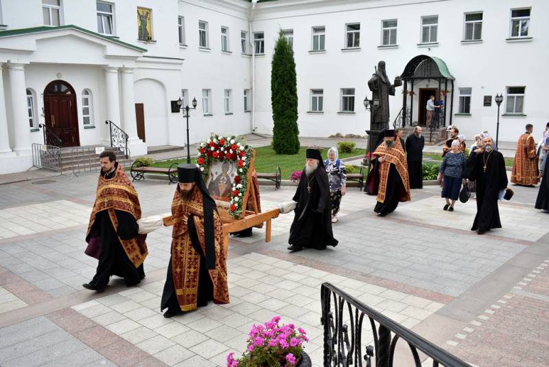 Встреча крестного хода «За жизнь и трезвую Россию»