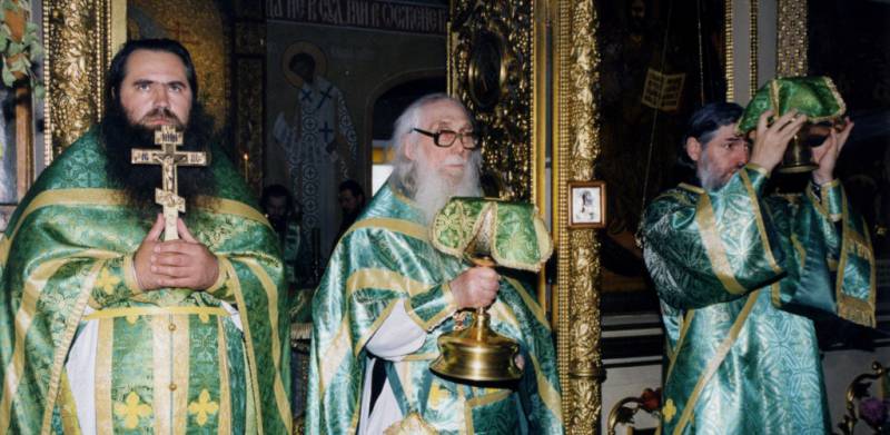 9 апреля исполнилось 30 лет со дня иерейской хиротонии митрополита Нижегородского и Арзамасского Георгия