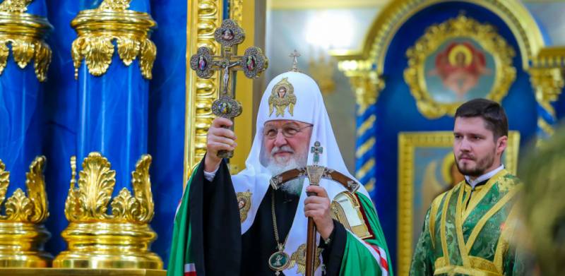 20 ноября Патриарх Московский и всея Руси Кирилл отмечает 76-летие