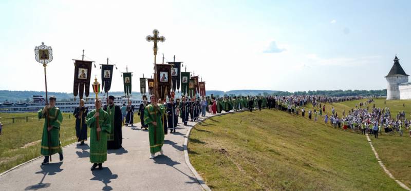 В Свято-Троицком Макарьевском Желтоводском женском монастыре отпраздновали день памяти основателя обители