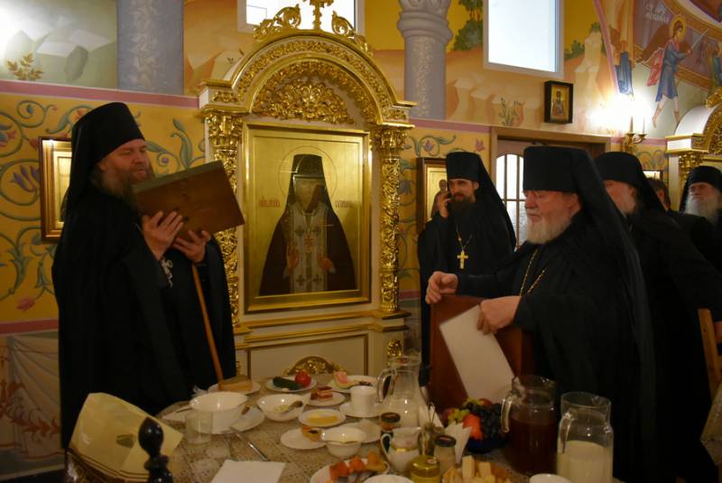 Поздравление с юбилеем насельника монастыря игумена Леонида (Грошева)