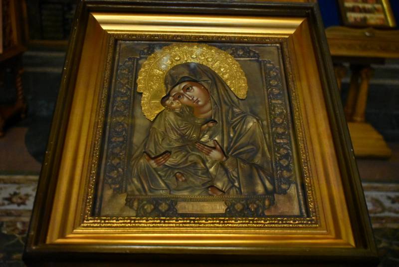Литургия в праздник Сретения Владимирской иконы Пресвятой Богородицы