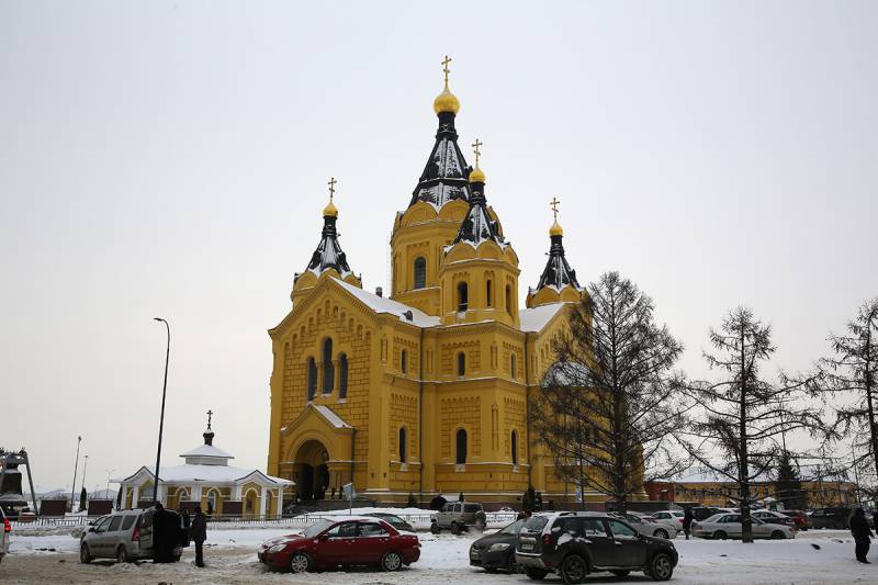 Сонм архиереев Православной Церкви совершил Божественную литургию в Александро-Невском кафедральном соборе Нижнего Новгорода