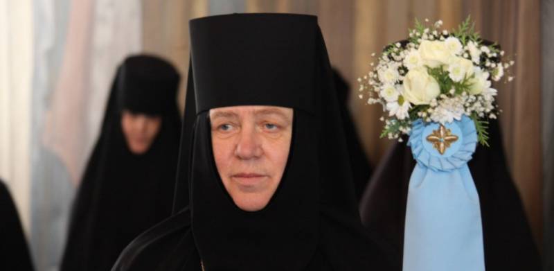 Настоятельница Свято-Троицкого Серафимо-Дивеевского монастыря игумения Сергия отмечает 75-летие