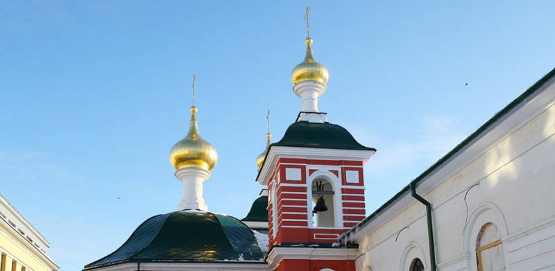 Митрополит Георгий провел осмотр возрождаемых объектов Нижегородского кремля