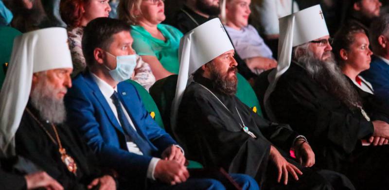 В нижегородском концертном зале «Юпитер» состоялся торжественный акт, посвященный 300-летию Нижегородской духовной семинарии