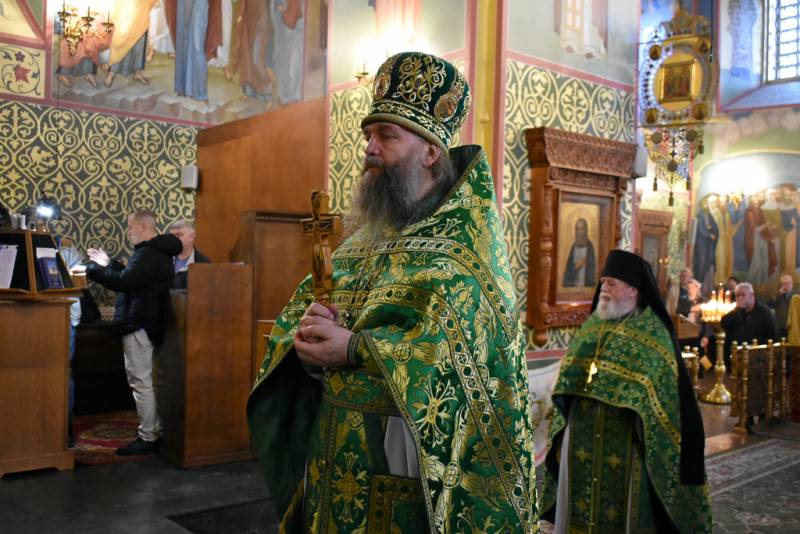 Литургия в день памяти прп. Сергия Радонежского