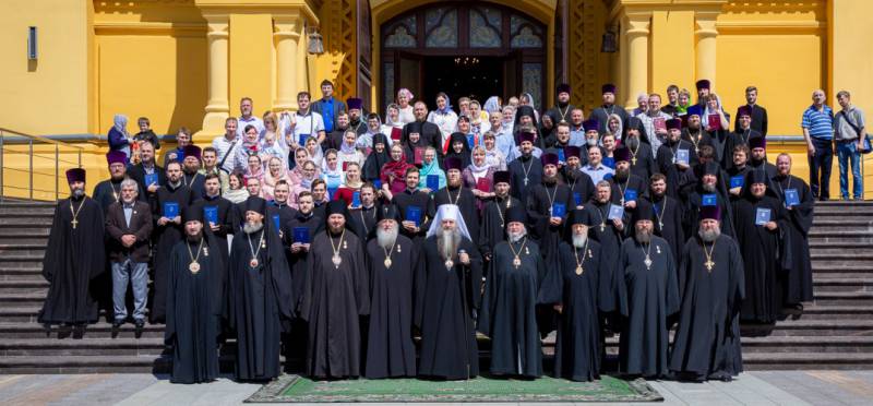Выпускники нижегородских духовных школ получили дипломы