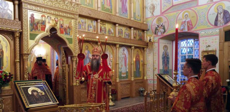 Глава Нижегородской митрополии совершил всенощное бдение в Арзамасском Николаевском монастыре