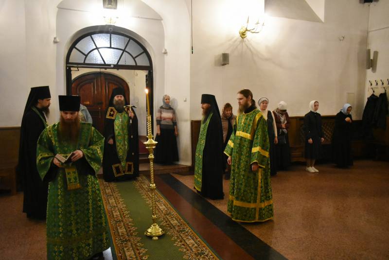 Всенощное бдение в честь блж. Параскевы Дивеевской