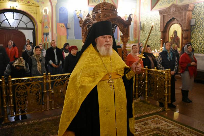 Всенощное бдение в канун 23-ей Недели по Пятидесятнице и дня памяти 13-ти Нижегородских новомучеников