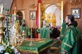 В день памяти преподобных Зосимы, Савватия и Германа Соловецких Святейший Патриарх Кирилл совершил Литургию в Соловецком мон-ре