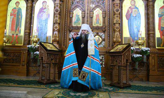 Митрополит Георгий возглавил литургию в кафедральном соборе
