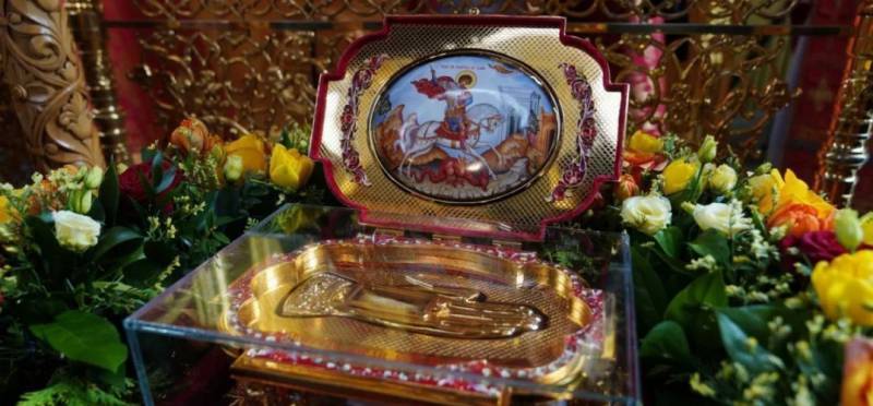 С 16 по 18 октября в Нижнем Новгороде будет пребывать ковчег с честными мощами святого великомученика Георгия Победоносца
