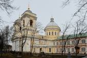 Правовое управление Московской Патриархии прокомментировало постановление Правительства Санкт-Петербурга, согласно которому запрещается посещение храмов